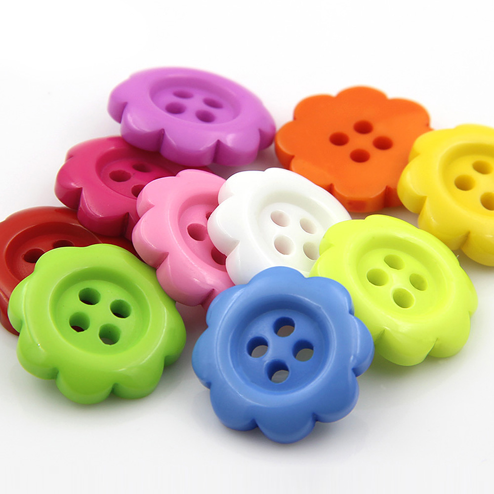 Craftisum MIXED COLOR BUTTONS FLOWER SHAPED 4 HOLES 100PCS