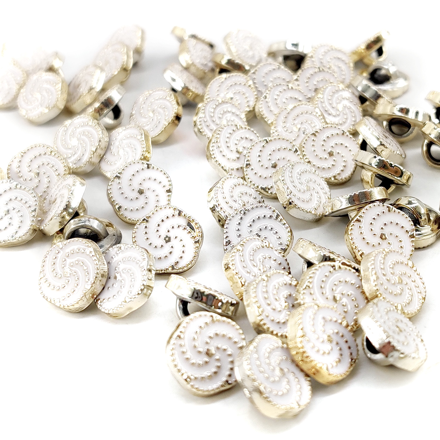 Craftisum Flower White Swirl Enamel Resin Shank Sewing Buttons 50 pcs - 11.5mm, 15/32"